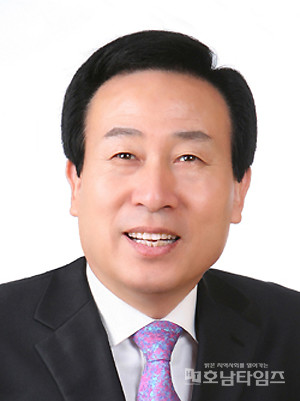 박홍률 열린민주당 사무총장 겸 최고위원.