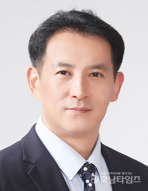 박문옥 기획행정위원장.