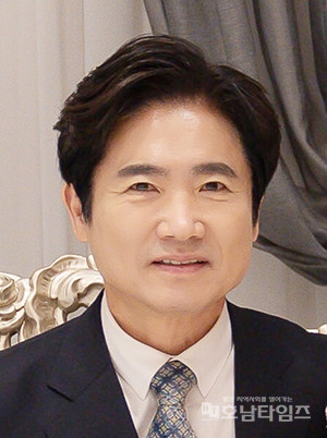 김대중 목포제일중 교사.