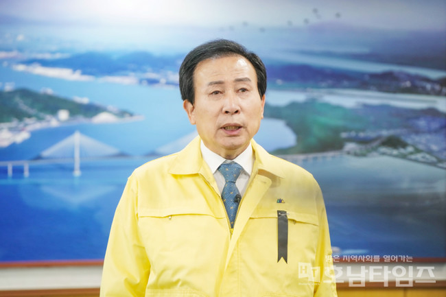 박홍률 목포시장, 시내버스 회사 경영 개선 없는 재정지원 요구 거부.
