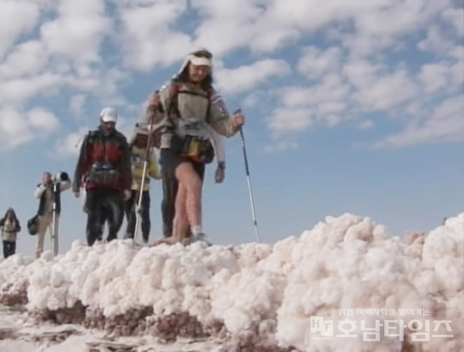 SBS 유튜브 송경태 아카타마 사막 마라톤 아들의 눈으로 사막을 달린다 캡처.